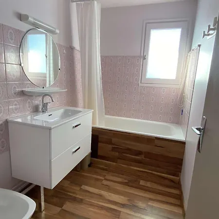 Cosy 2 Pieces, 6 Pers, Balcon Sud, Proche Pistes Et Commerces - - Fr-1-405-46 Apartment
